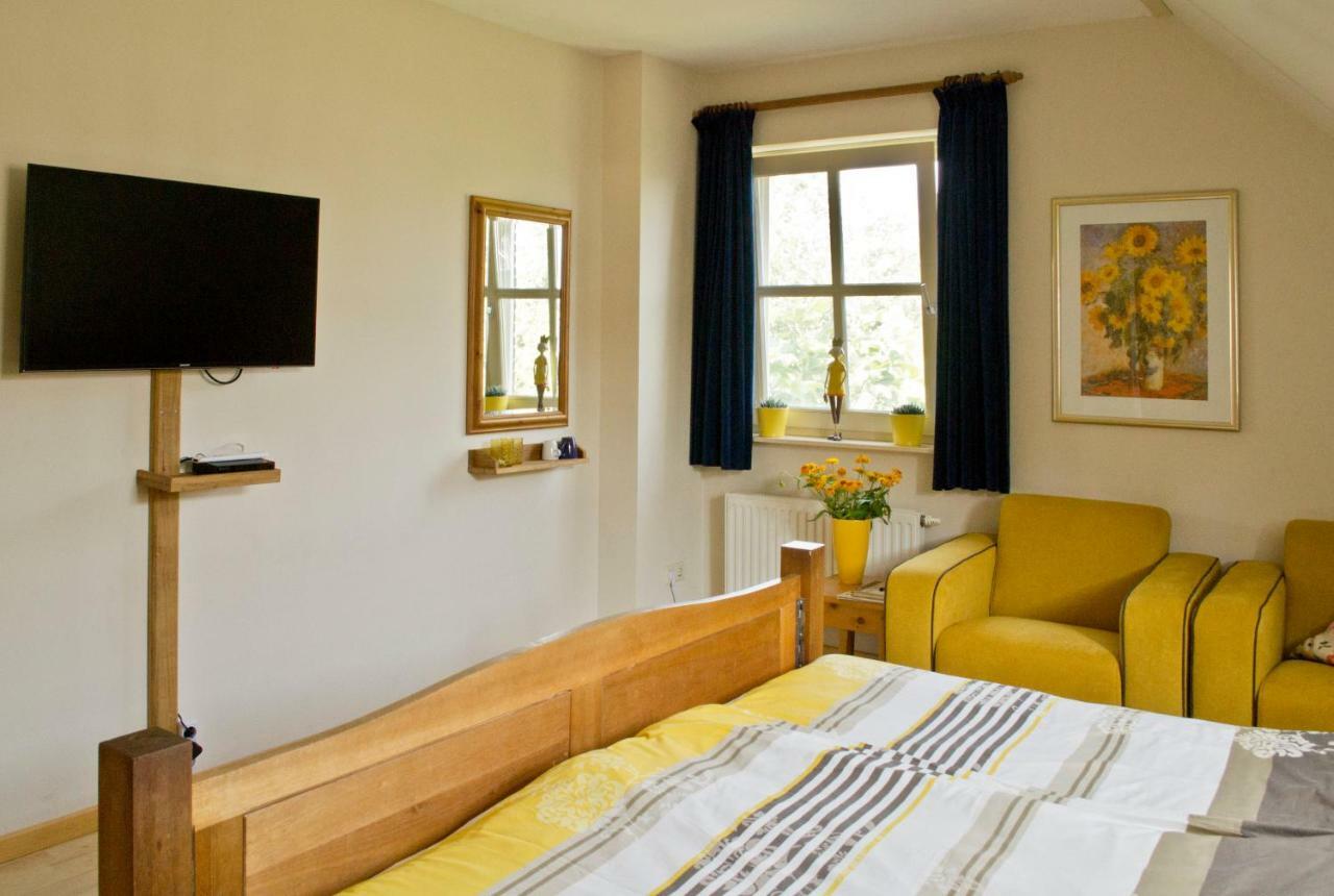 Bed & Breakfast Maryland Heusden  外观 照片